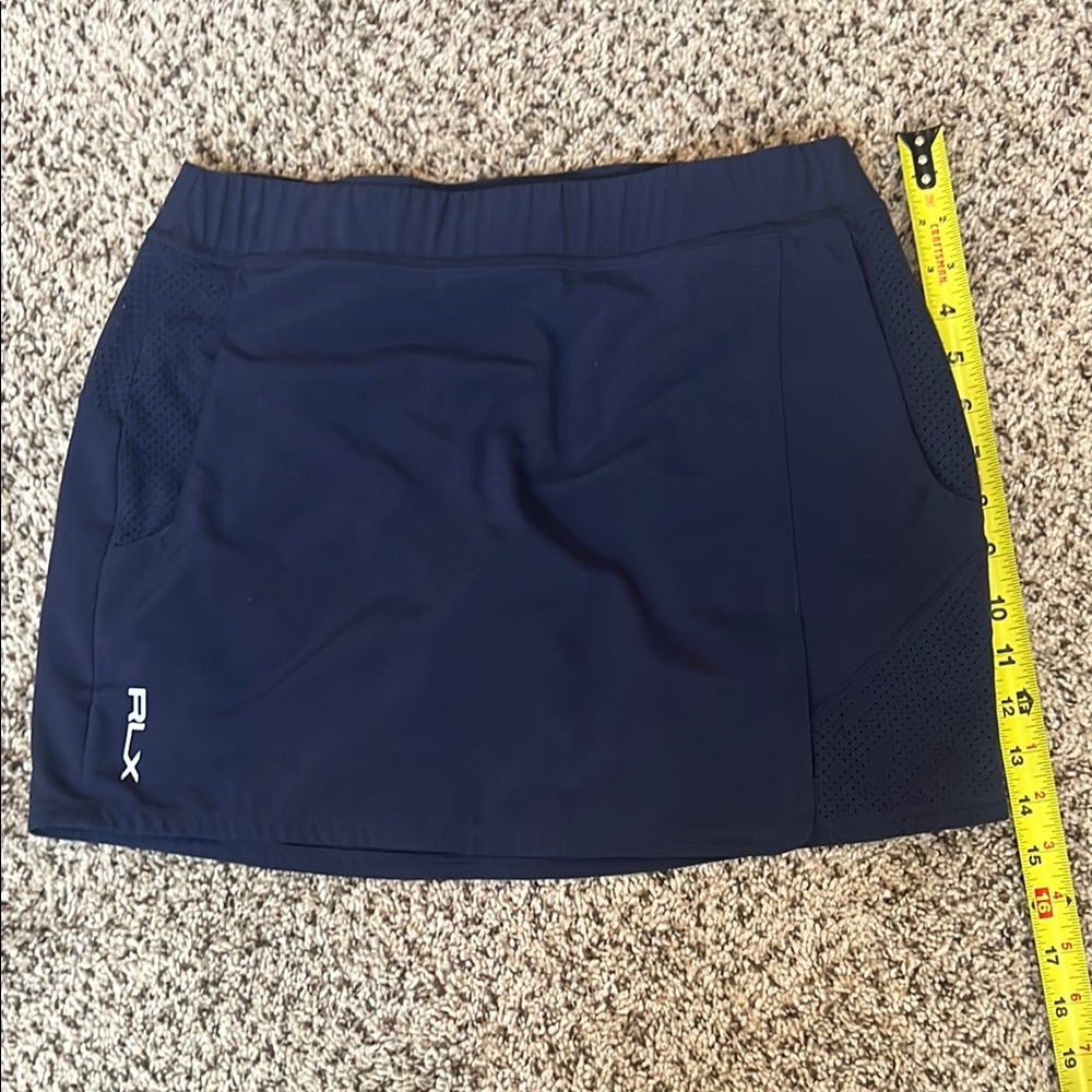 EUC Ralph Lauren RLX skort. Size small. Navy